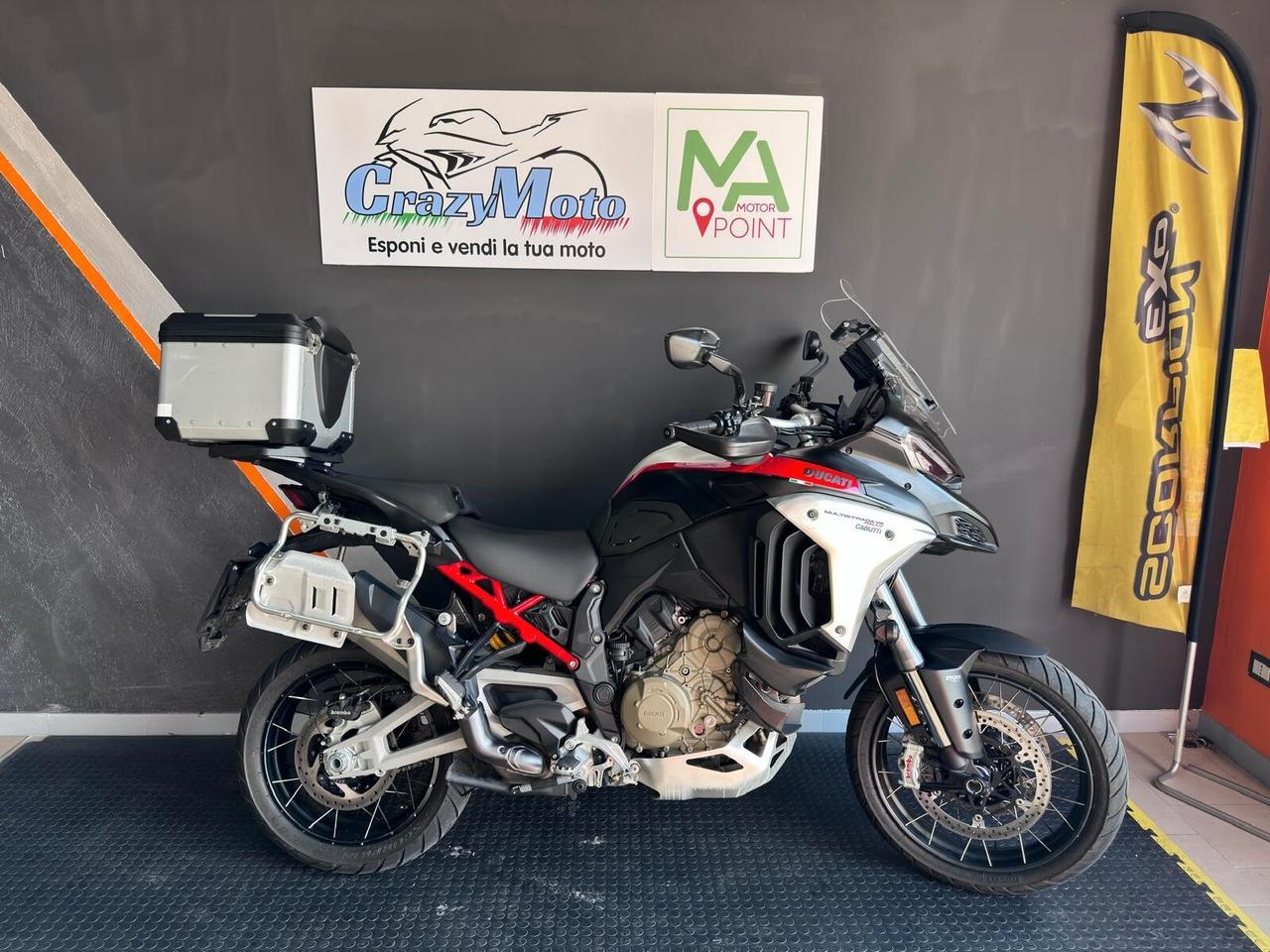 Ducati Multistrada V4 RALLY TRAVEL & RADAR