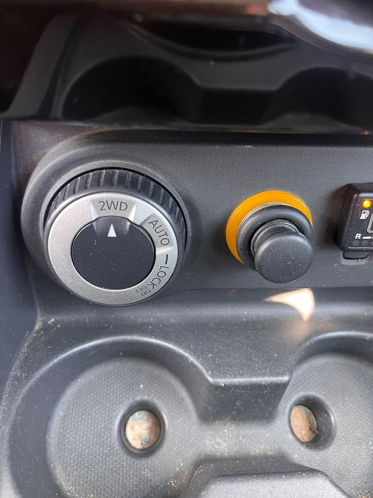 DACIA DUSTER 1.6 4X4 LAUREATE