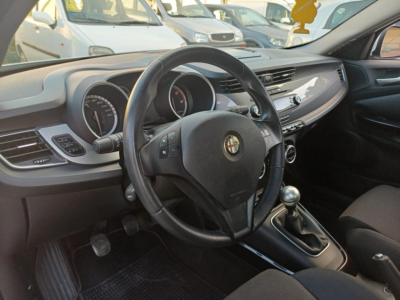 Alfa Romeo Giulietta 1.6 105 CV BELLISSIMA - 2013