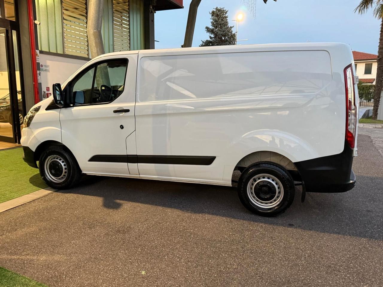 Ford Transit custom L1 H1 2.0 TDCI furgone