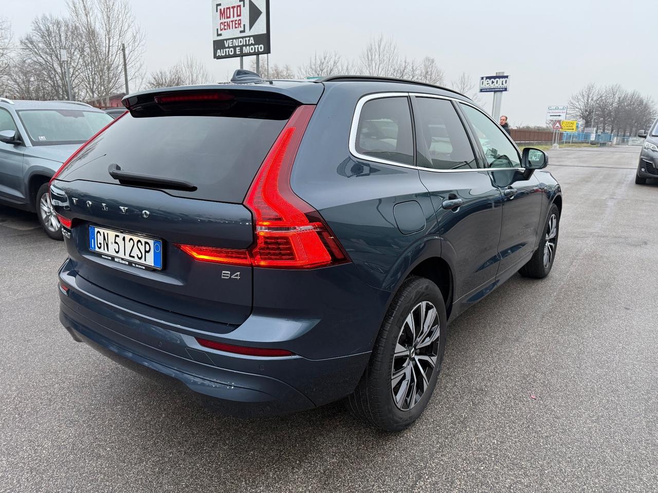 Volvo XC60 B4 (d) MY23 Automatico Core My23