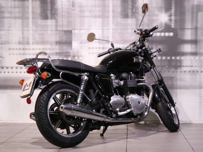 Triumph Bonneville 865 SE
