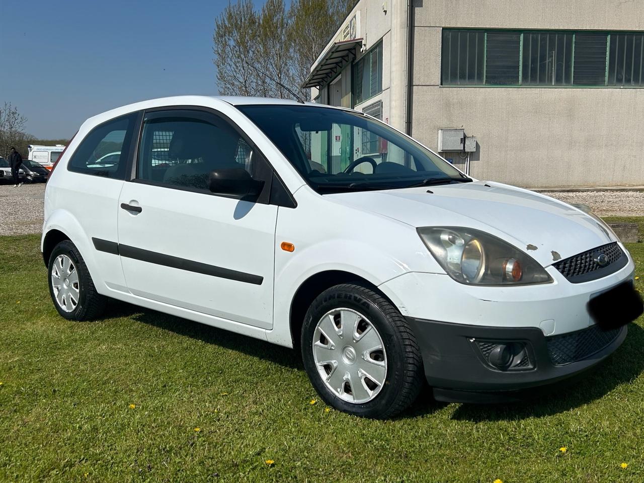 Ford Fiesta Fiesta+ 1.4 TDCi 68CV 3 porte