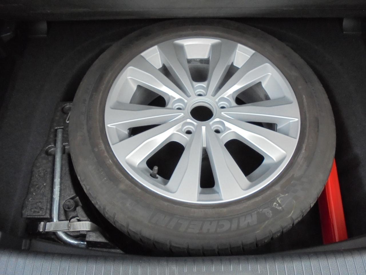 VOLKSWAGEN GOLF VII 1.2 TSI 105CV 5P COMFORTLINE UNIPROPRIETARIO