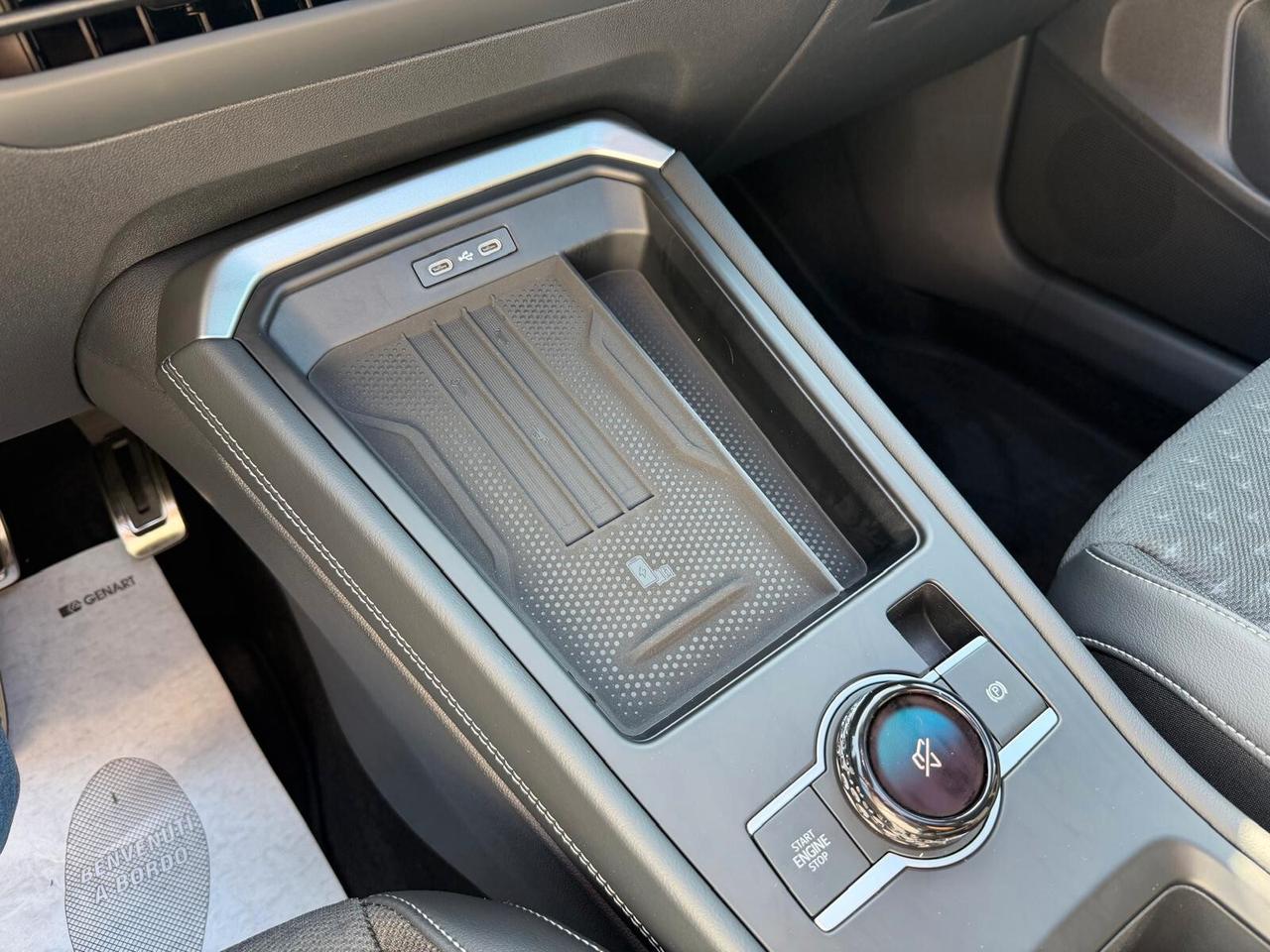 Volkswagen T-Roc 1.5 eTSI ACT 150 CV DSG R-Line