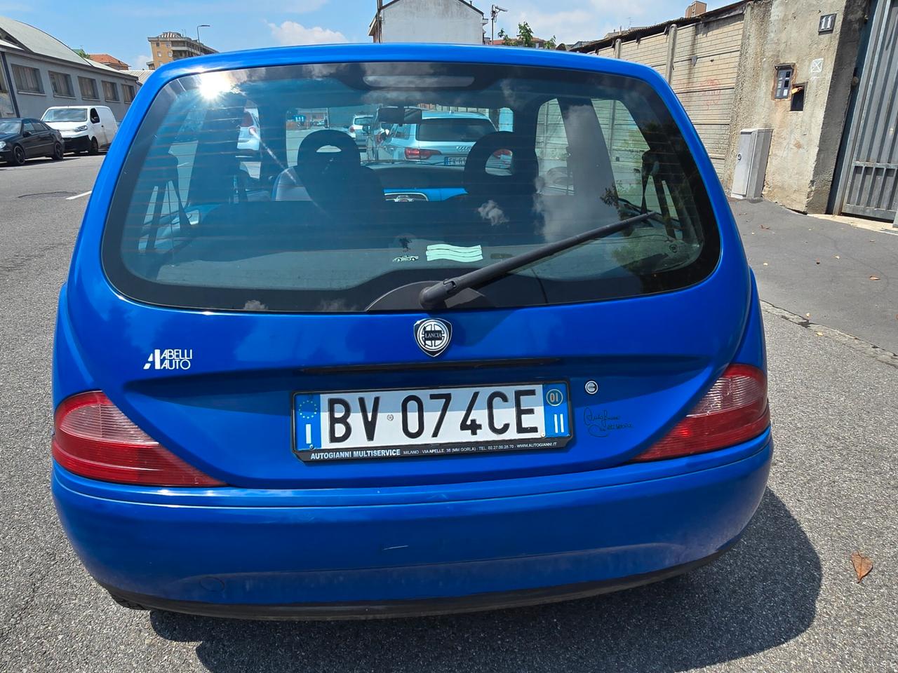 Lancia Y 1.2i 16V 61000 km NEOPATENTATI!!!!