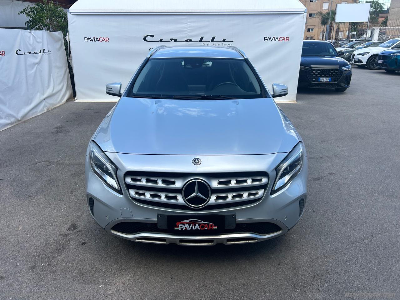 MERCEDES-BENZ GLA 220 d Automatic 4Matic Premium