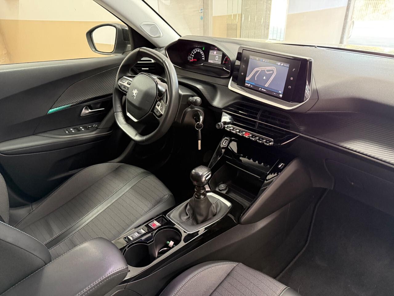 Peugeot 2008 BlueHDi 110 S&S Allure Pack