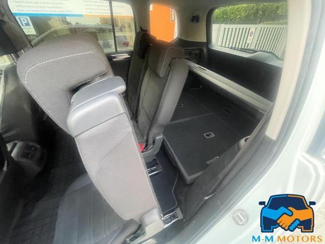 VOLKSWAGEN Touran 2.0 TDI 150 CV 7 posti