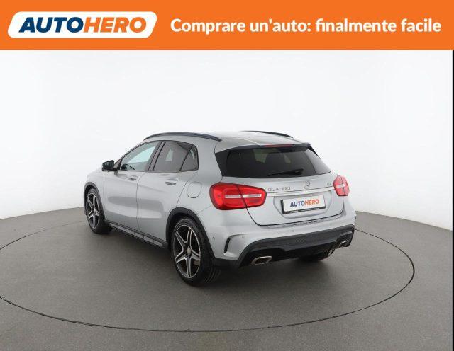 MERCEDES-BENZ GLA 220 CDI Automatic Premium