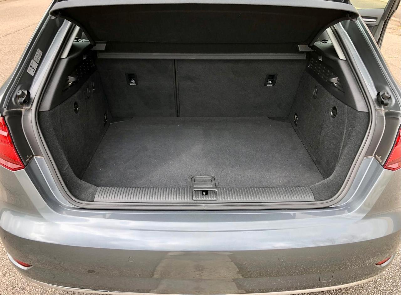Audi A3 SPB 30 g-tron S tronic Admired