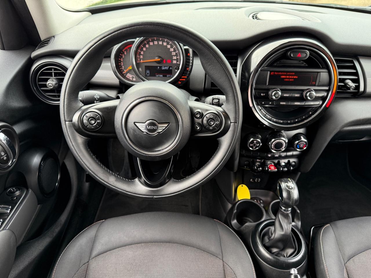 MINI COOPER 1.5BENZINA 136CV 5 porte 2015