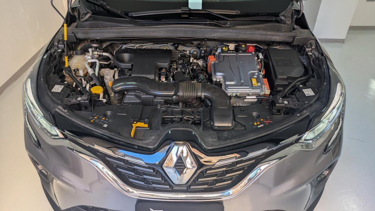 Renault Captur Full Hybrid E-Tech 145 CV Techno Fast Track