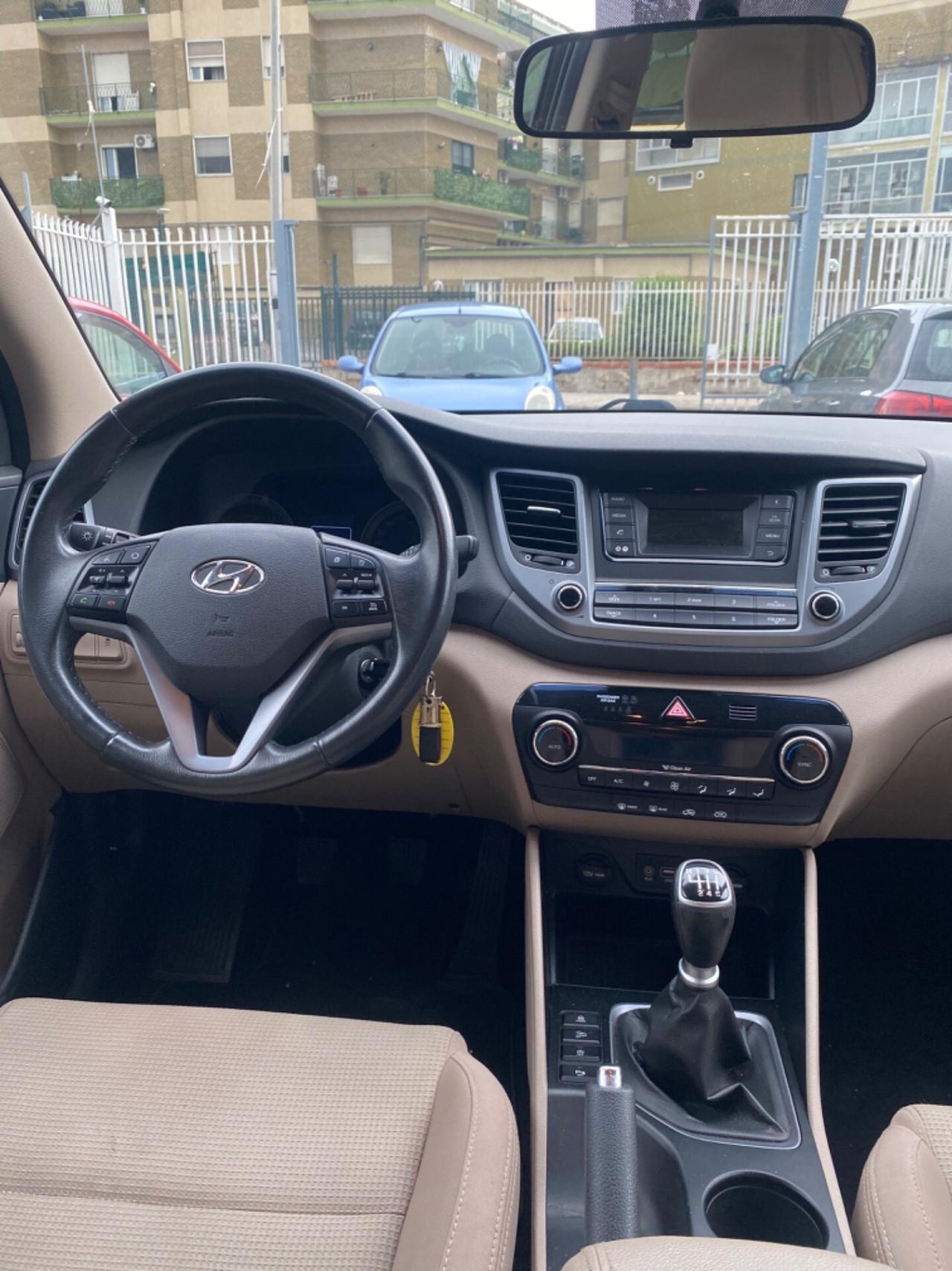 Hyundai Tucson 1.7 CRDI 2016 TAGLIANDATA Full