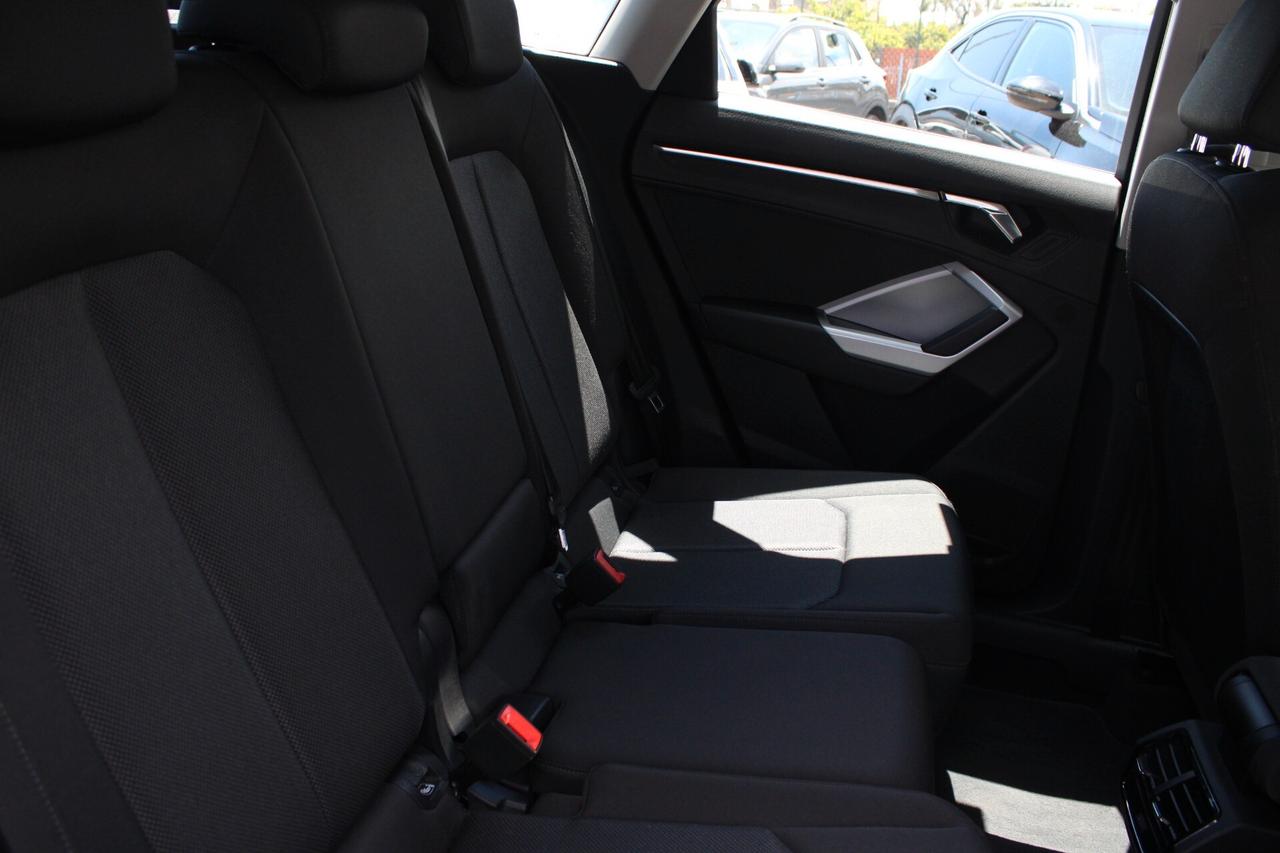 Audi Q3 35 TDI S tronic