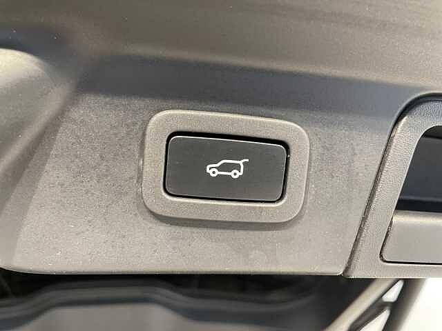 Land Rover Range Rover Velar R-Dynamic SE