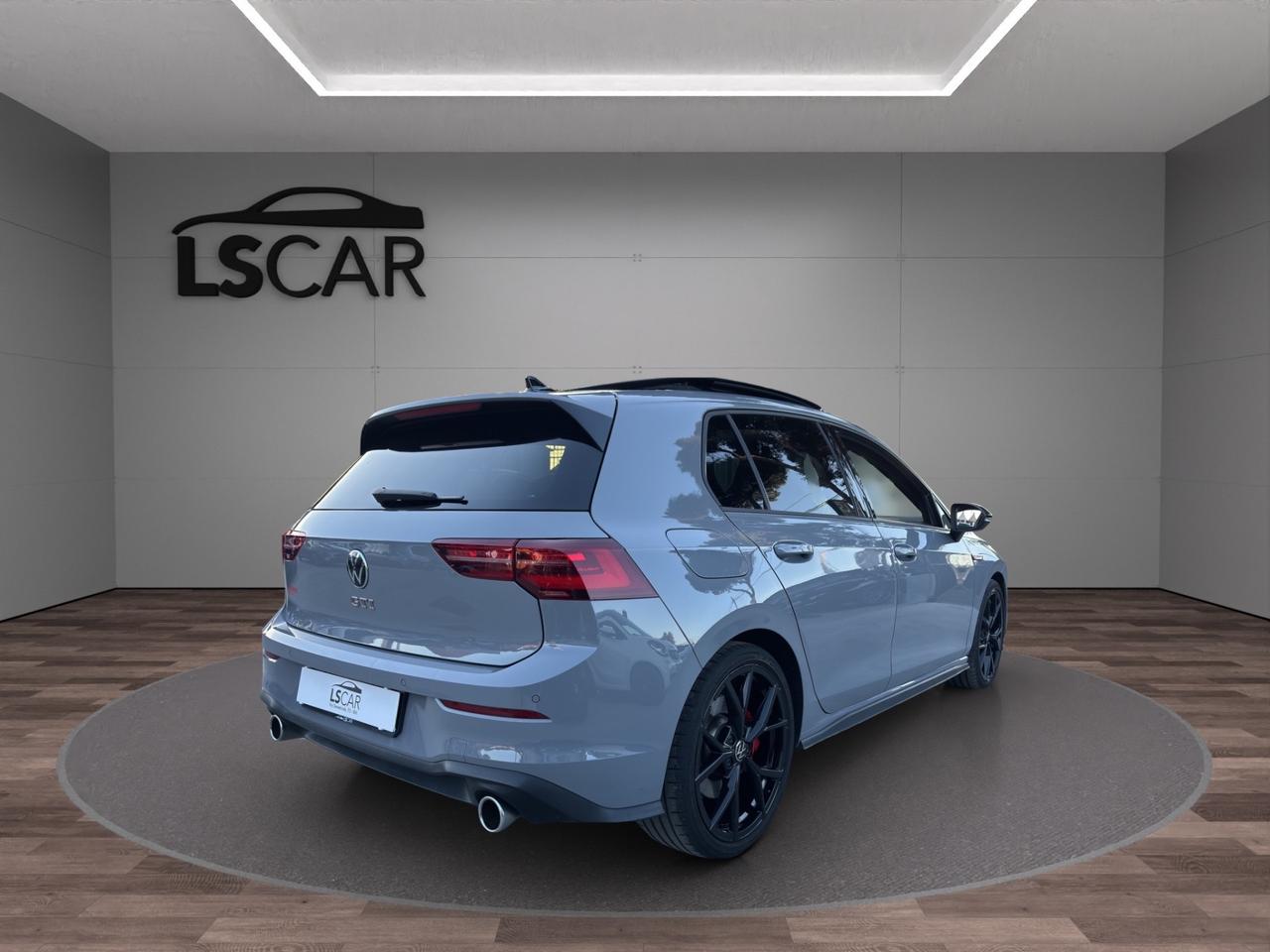 Volkswagen - Golf GTI 2.0 tsi 245cv dsg