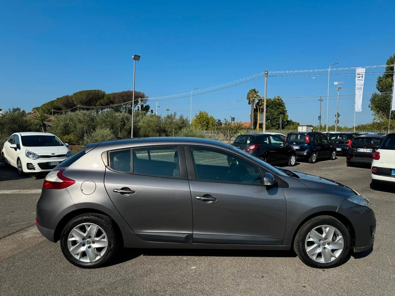 Renault Megane 1.5 DCI 110CV BERLINA 2012