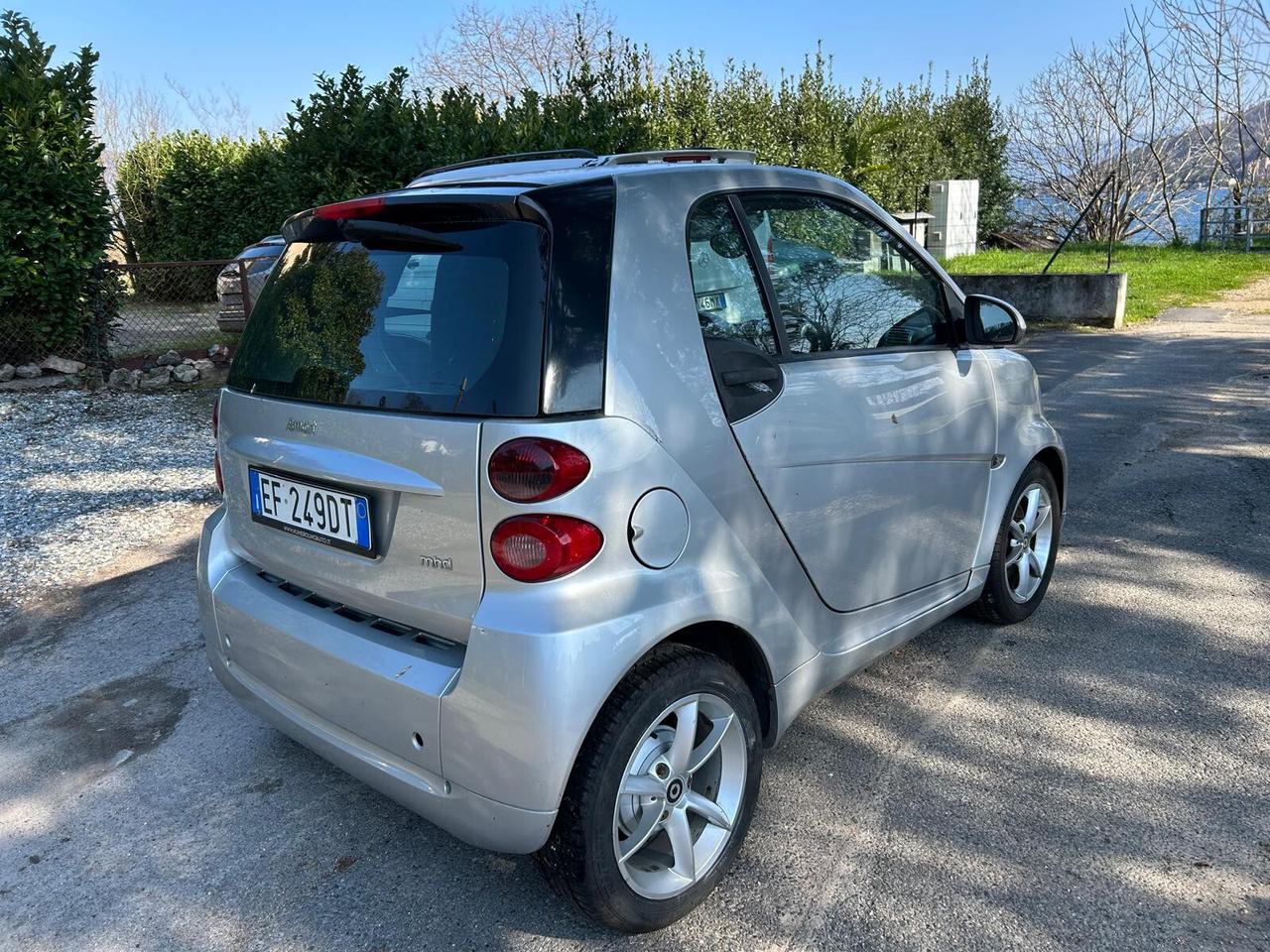 Smart ForTwo 1000 52 kW coupé pure