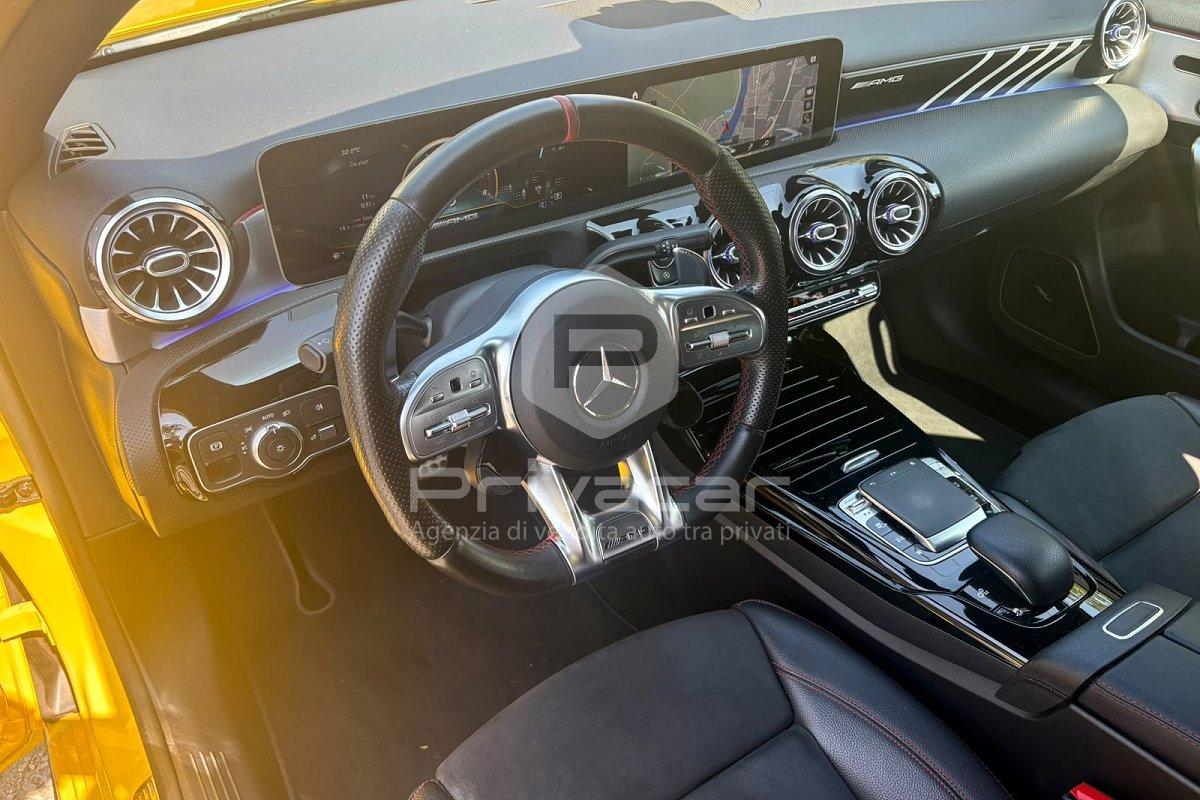 MERCEDES A 35 AMG 4Matic