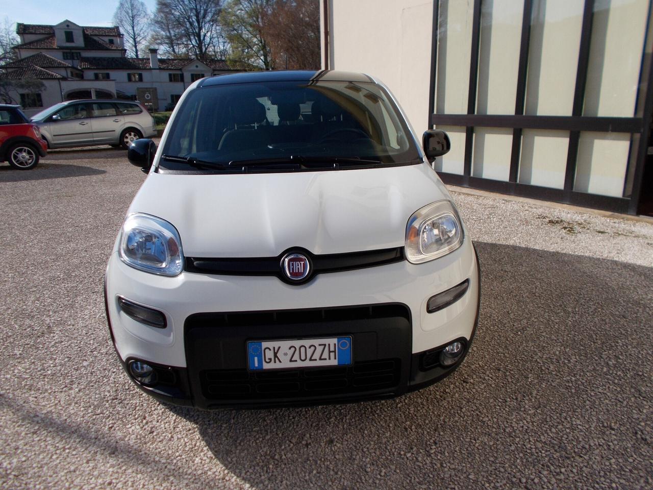 Fiat Panda 1.0 FireFly S&S Hybrid Sport