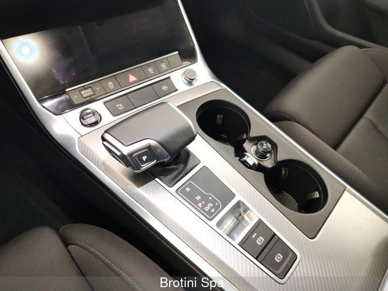 Audi A6 A6 Avant 40 2.0 TDI quattro ultra S tronic S line edition