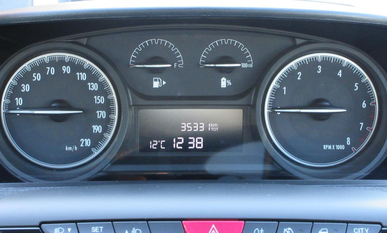 Lancia Ypsilon 1.0 firefly hybrid Silver s&s 70cv