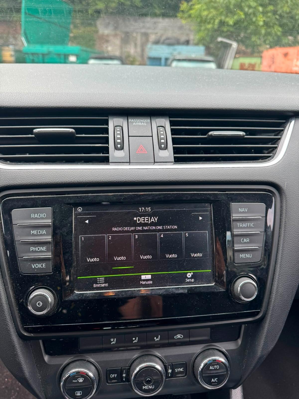 Skoda Octavia 1.6 TDI CR 110 CV 4x4 Wagon Executive