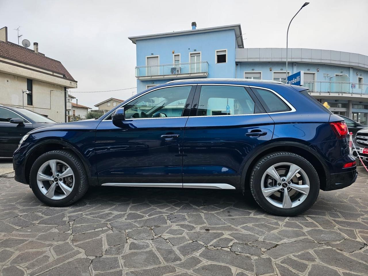 Audi Q5 40 TFSI quattro S tronic Identity Black 2.0 204 CV