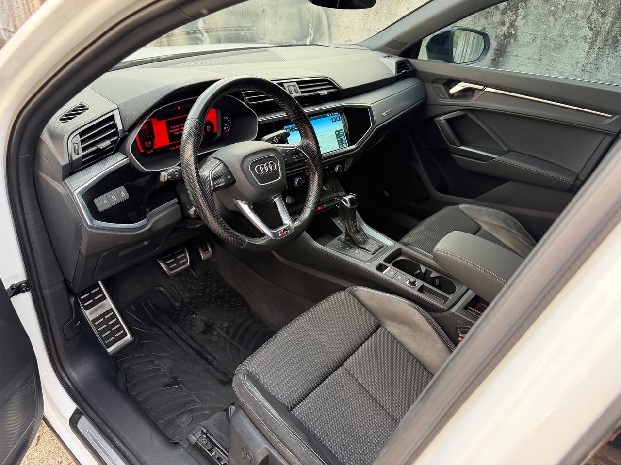 Audi Q3 SPB 35 2.0 TDI 150Cv S tronic S line edition