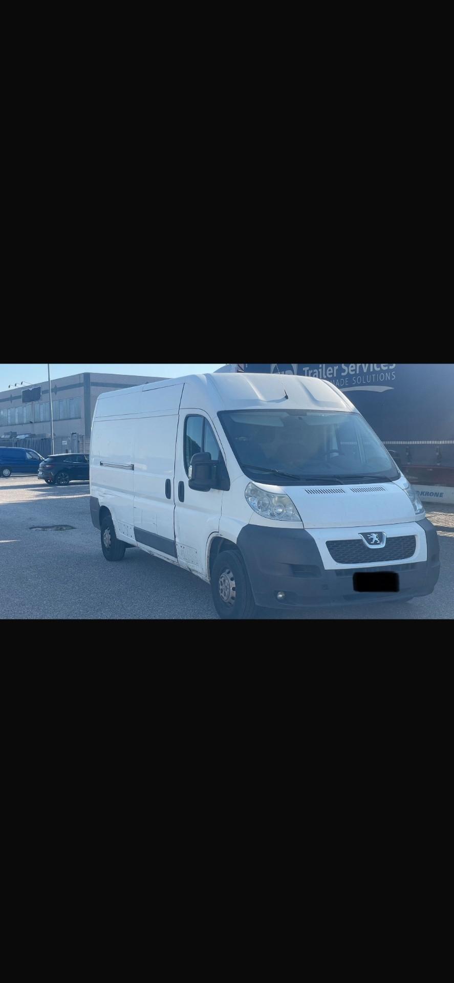 Peugeot Boxer 330 2.2 BlueHDi 120 S&S PC-TN Furgone