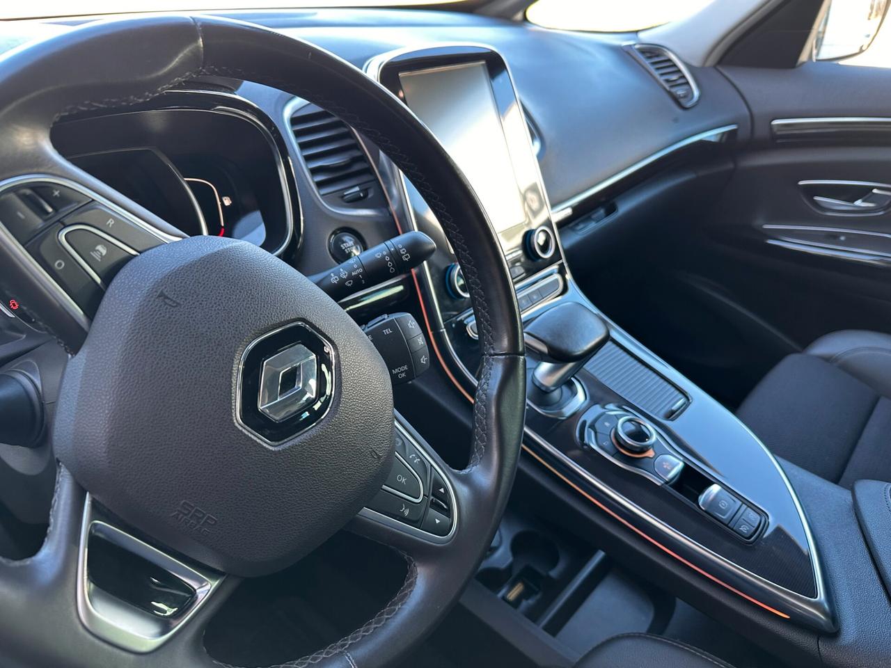 Renault Espace dCi 160CV EDC Energy Initiale Paris 4Control