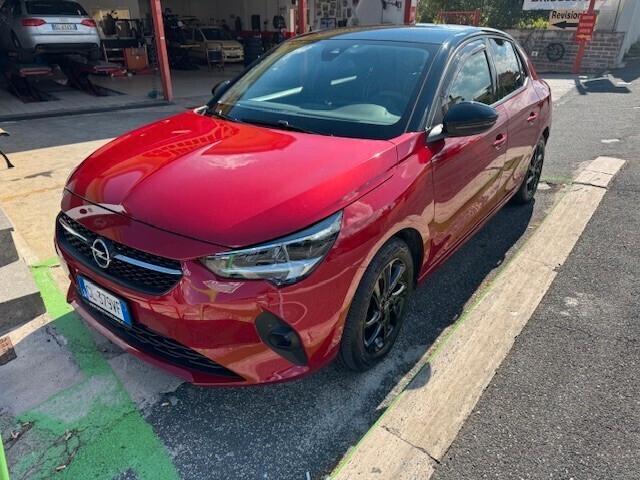 Opel Corsa 1.2 Design & Tech