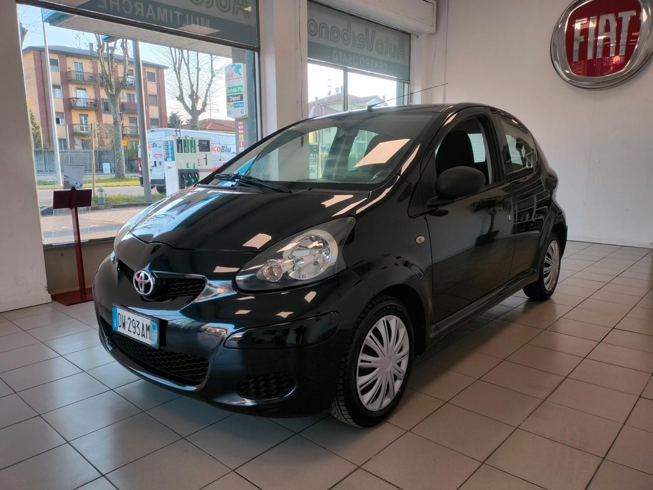 Toyota Aygo 1.0 12V VVT-i 5 porte