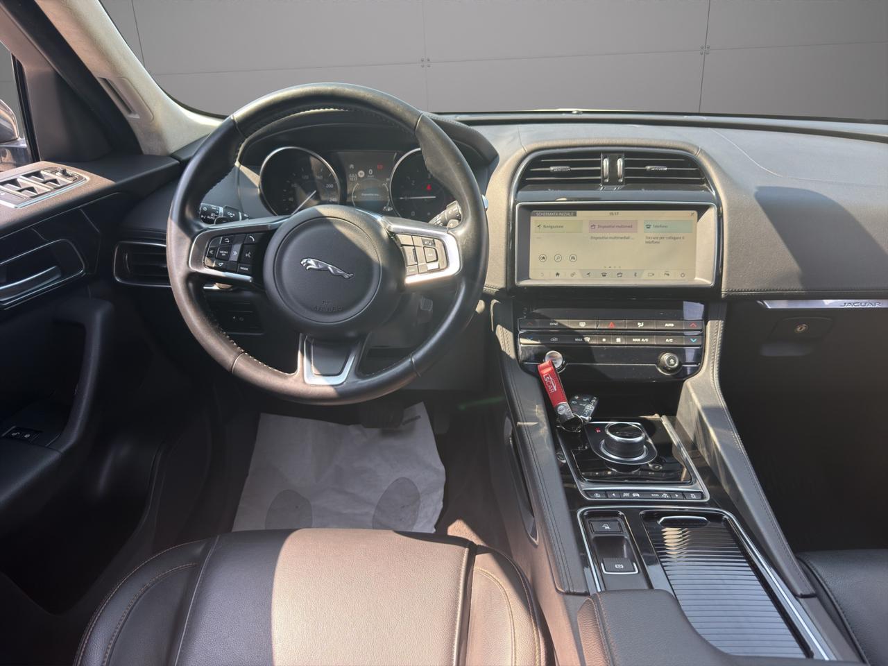Jaguar F-Pace 2.0d i4 Pure 180cv - Promo finanziamento - Automatica