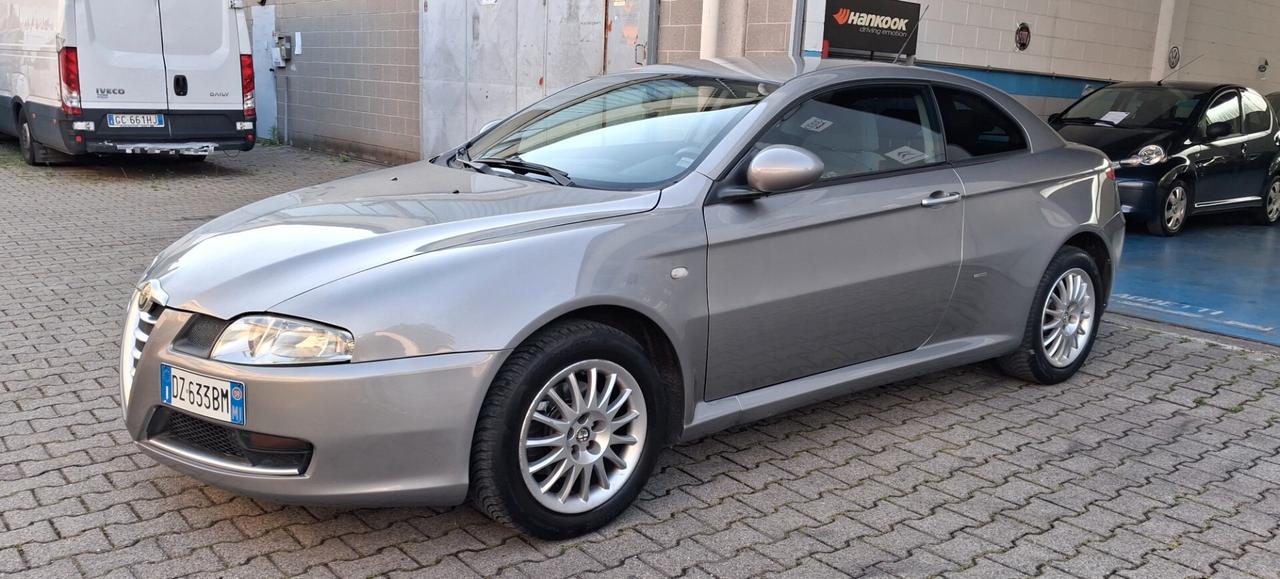 Alfa Romeo GT 1.8 16V TS Distinctive