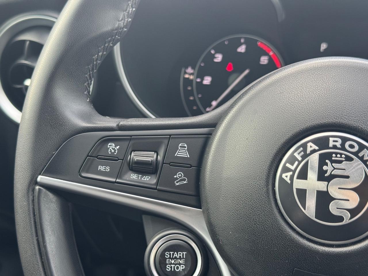 Alfa Romeo Stelvio 2.2 Turbodiesel 160 CV AT8 RWD Business