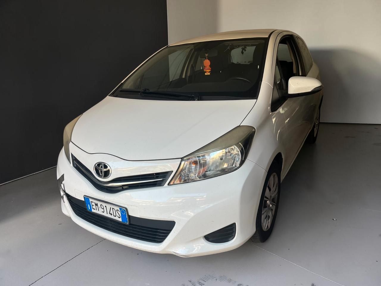 Toyota Yaris 1.0 3 porte Active