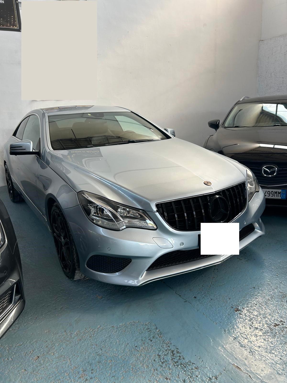 Mercedes-benz E 220 CDI Coupé Premium