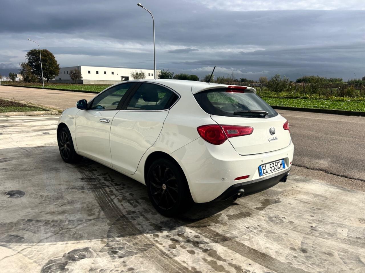 Alfa Romeo Giulietta 2.0 JTDm-2 140 CV Exclusive