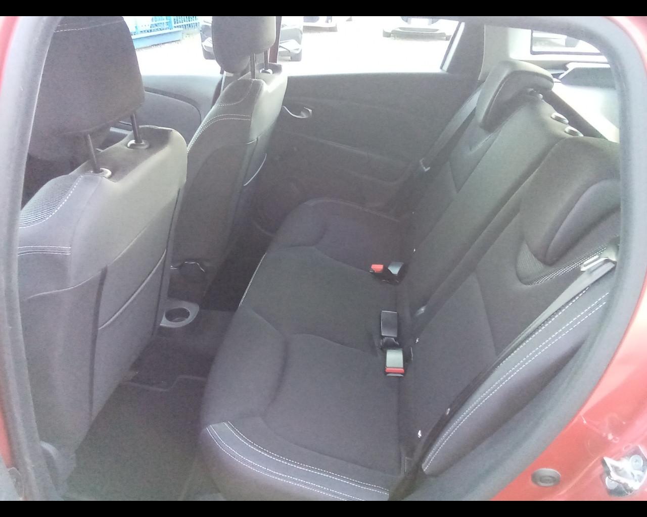 RENAULT Clio 4ª serie - Clio Sporter 1.2 75CV Zen