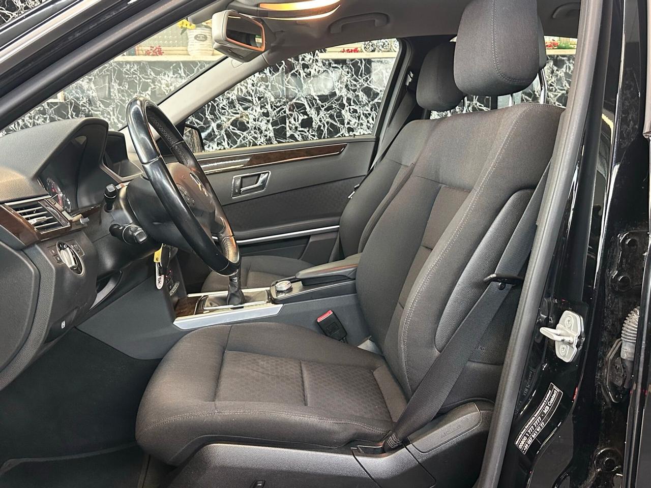 Mercedes-benz E 200 CDI BlueEFFICIENCY Elegance