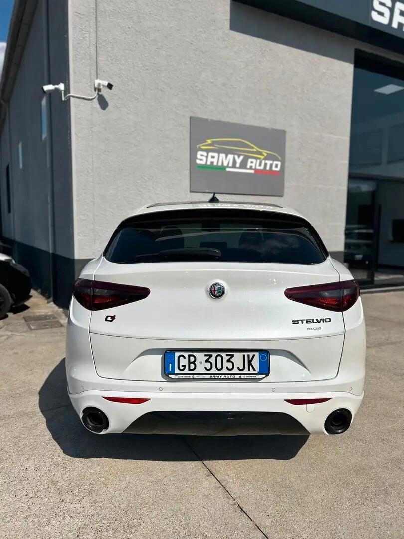 Alfa Romeo Stelvio 2.0 Turbo 280 CV AT8 Q4 Veloce