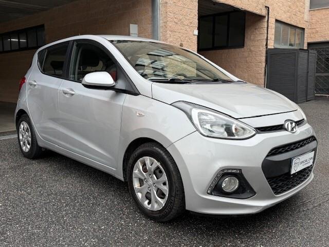 Hyundai i10 1.0 Sound Edition