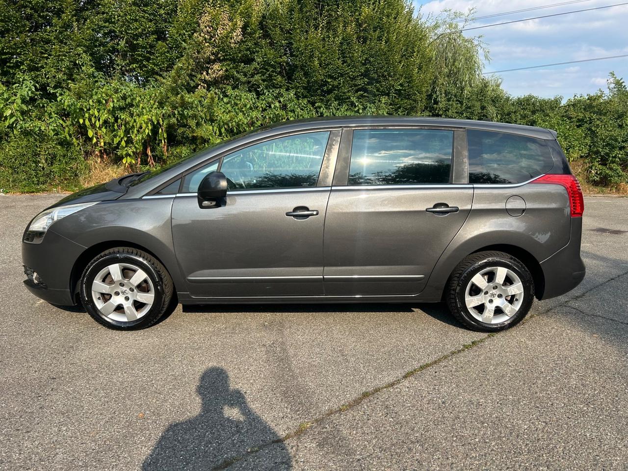Peugeot 5008 1.6 HDi 112CV Allure 7posti