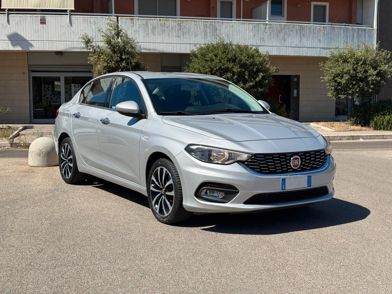 Fiat Tipo 1.6 Mjt S&S 5 porte Lounge 95 cv