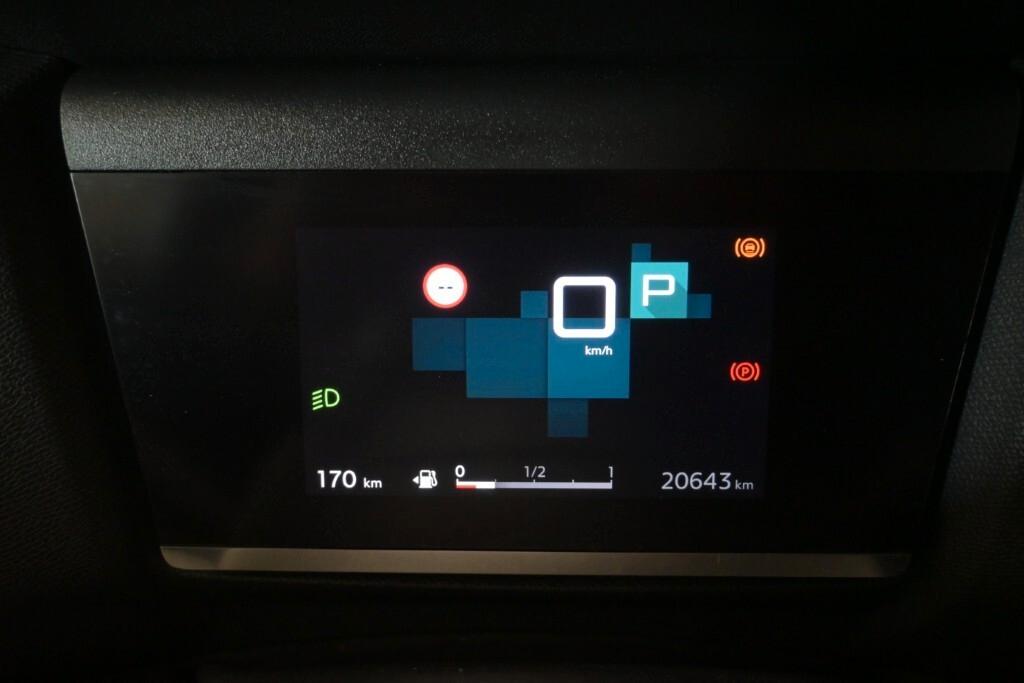 CITROEN C4 1.5 BLUEHDI 130CV EAT8 PLUS ( FARI LED - COCKPIT - CLIMA BIZONA - MIRROR - SENSORI POST. - TELECAMERA POST. - CERCHI 18 )