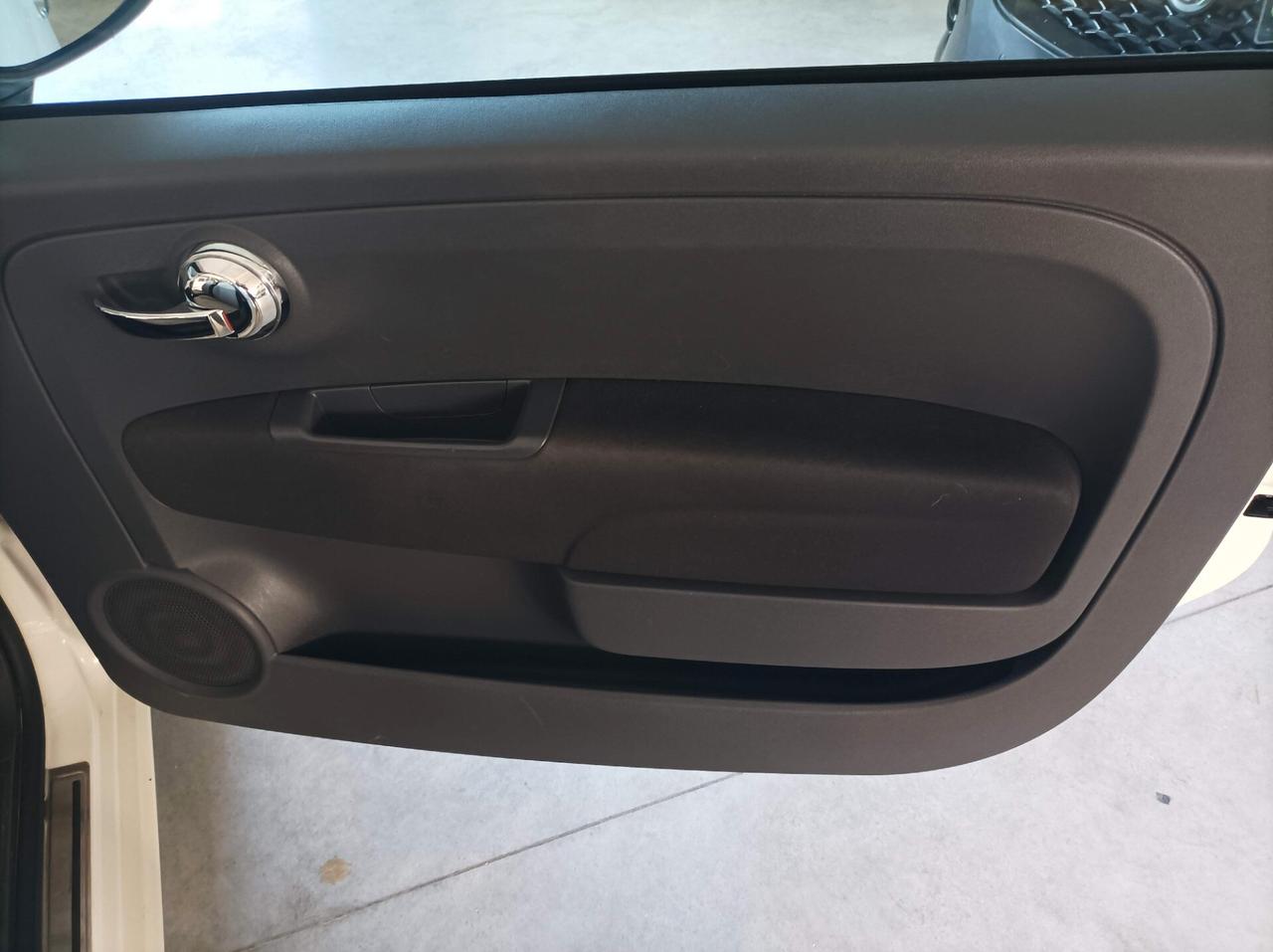 Fiat 500 C 1.2 Lounge CV 69 10/2014