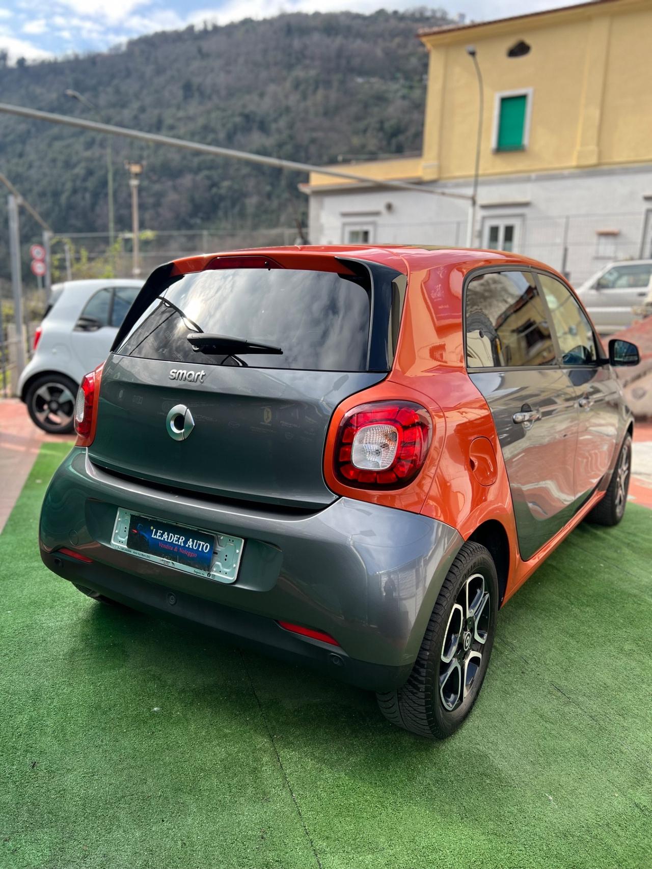 Smart ForFour 90cv TETTO/SENSORI POST/BRACCIOLO