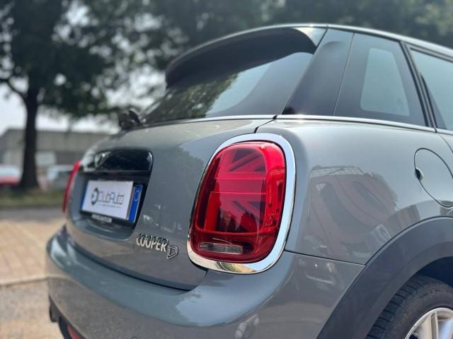 Mini Mini IV F55-F56 2014 1.5 Cooper D Hype Seven 5p